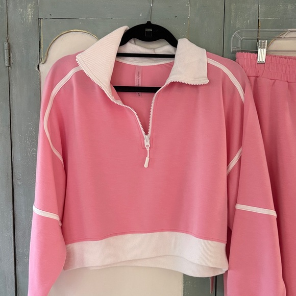 Simply Southern Pink and White Zip-Up Set - Picture 2 of 11